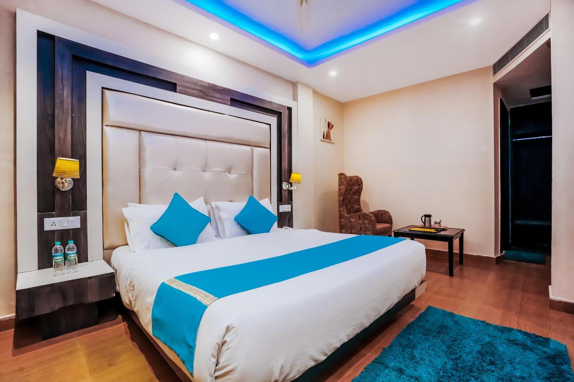 Himalayan Mountain And Valley View - Garden With Bonefire - Ample Parking - Luxury Balcony Rooms -By Aachman Stays!! Mashobra Shimla Luaran gambar