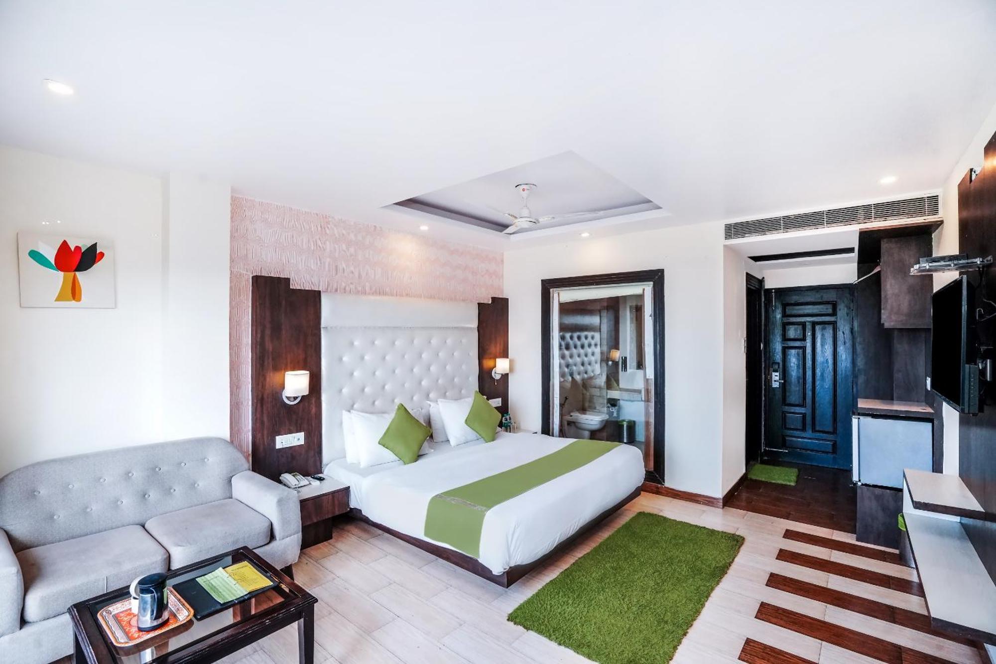 Himalayan Mountain And Valley View - Garden With Bonefire - Ample Parking - Luxury Balcony Rooms -By Aachman Stays!! Mashobra Shimla Luaran gambar